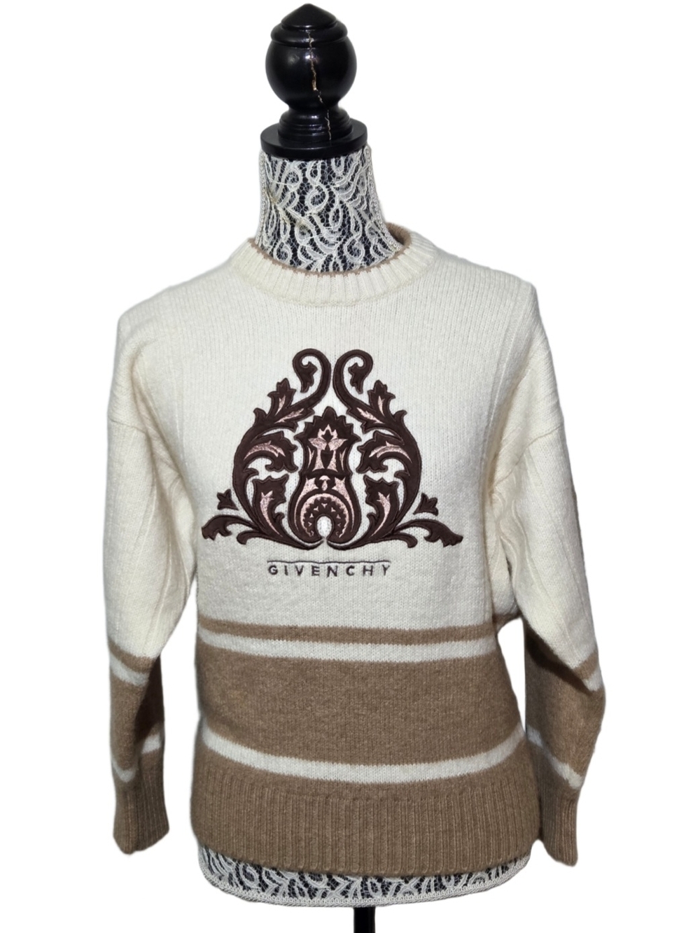 Vintage Givenchy Gentleman Givenchy Cream Sweater with Tan Ribbed Authentic